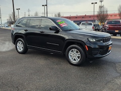 2023 Jeep Grand Cherokee Laredo SUV