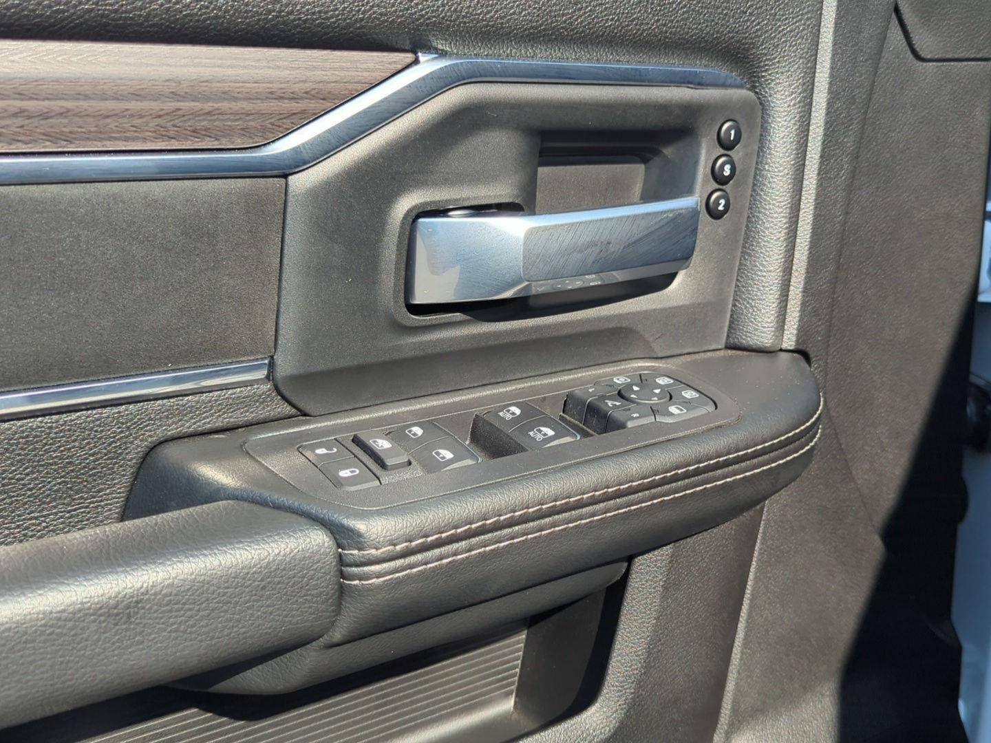 2025 RAM 2500 Laramie - Photo 12