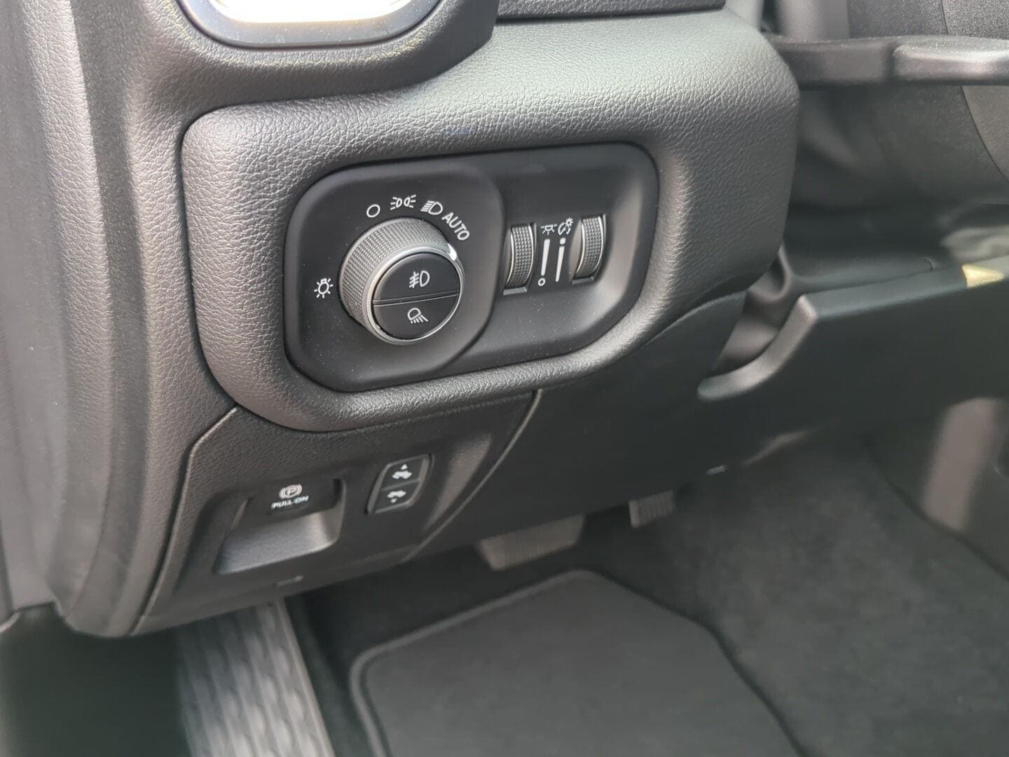 2026 RAM 1500 Big Horn/Lone Star - Photo 14