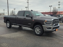 2026 Ram 3500 BIG HORN CREW CAB 4X4 8' BOX Pickup