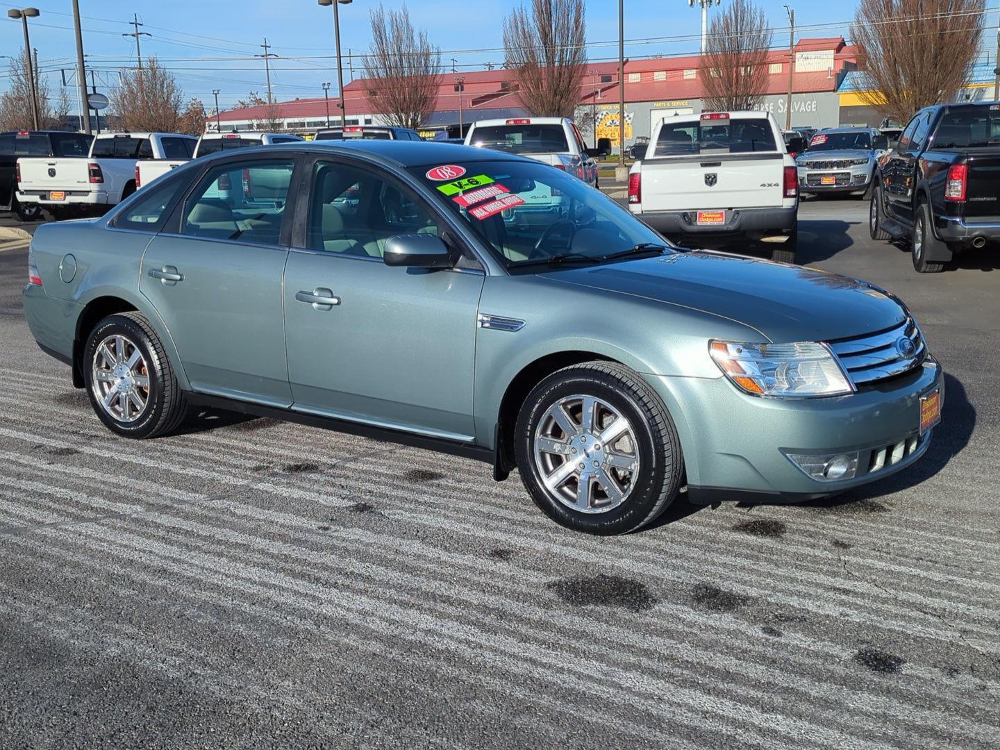 2008 Ford Taurus SEL's photo