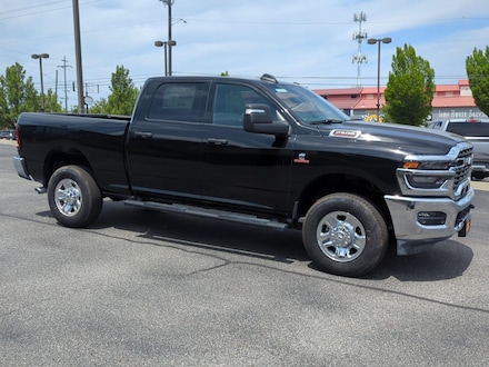 2025 Ram 2500 TRADESMAN CREW CAB 4X4 6'4 BOX Pickup