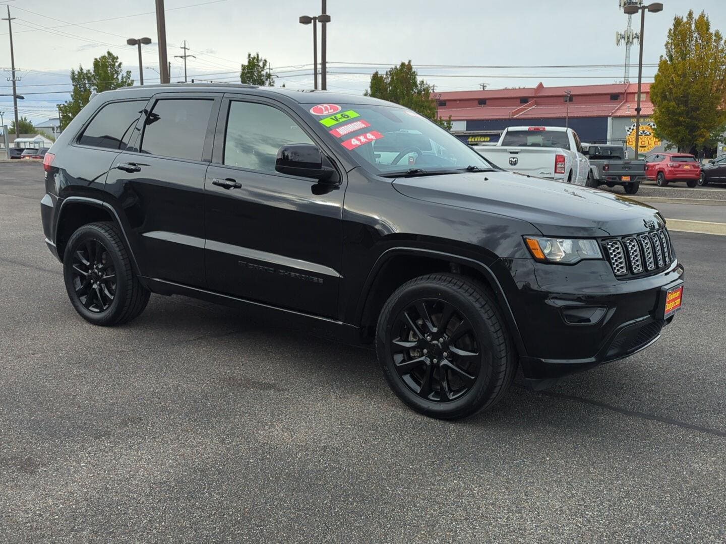 2022 Jeep Grand Cherokee WK Laredo X's photo