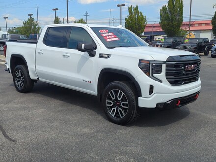 2025 GMC Sierra 1500 AT4 Truck Crew Cab
