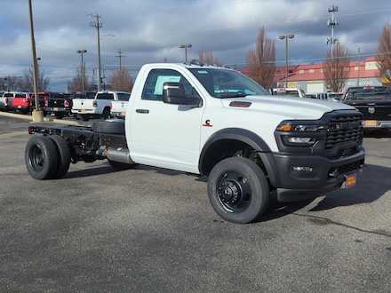 2026 Ram 5500 Chassis Cab TRADESMAN  REGULAR  4X4 84' CA Pickup