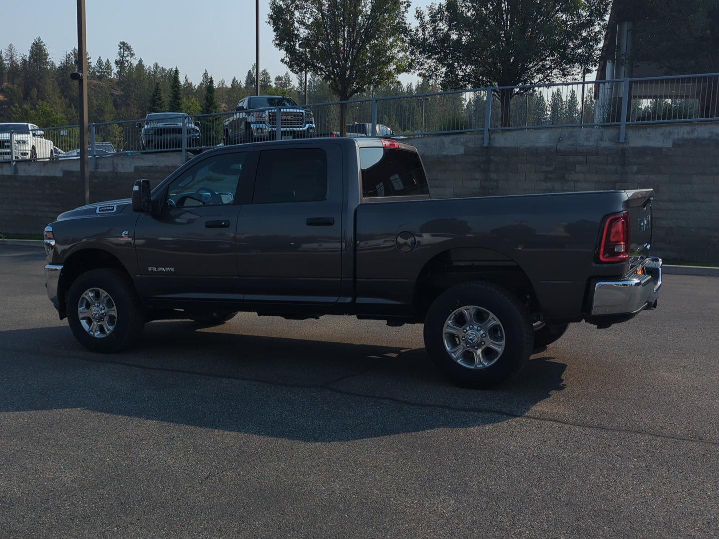 2025 Ram 2500 Big Horn photo 4
