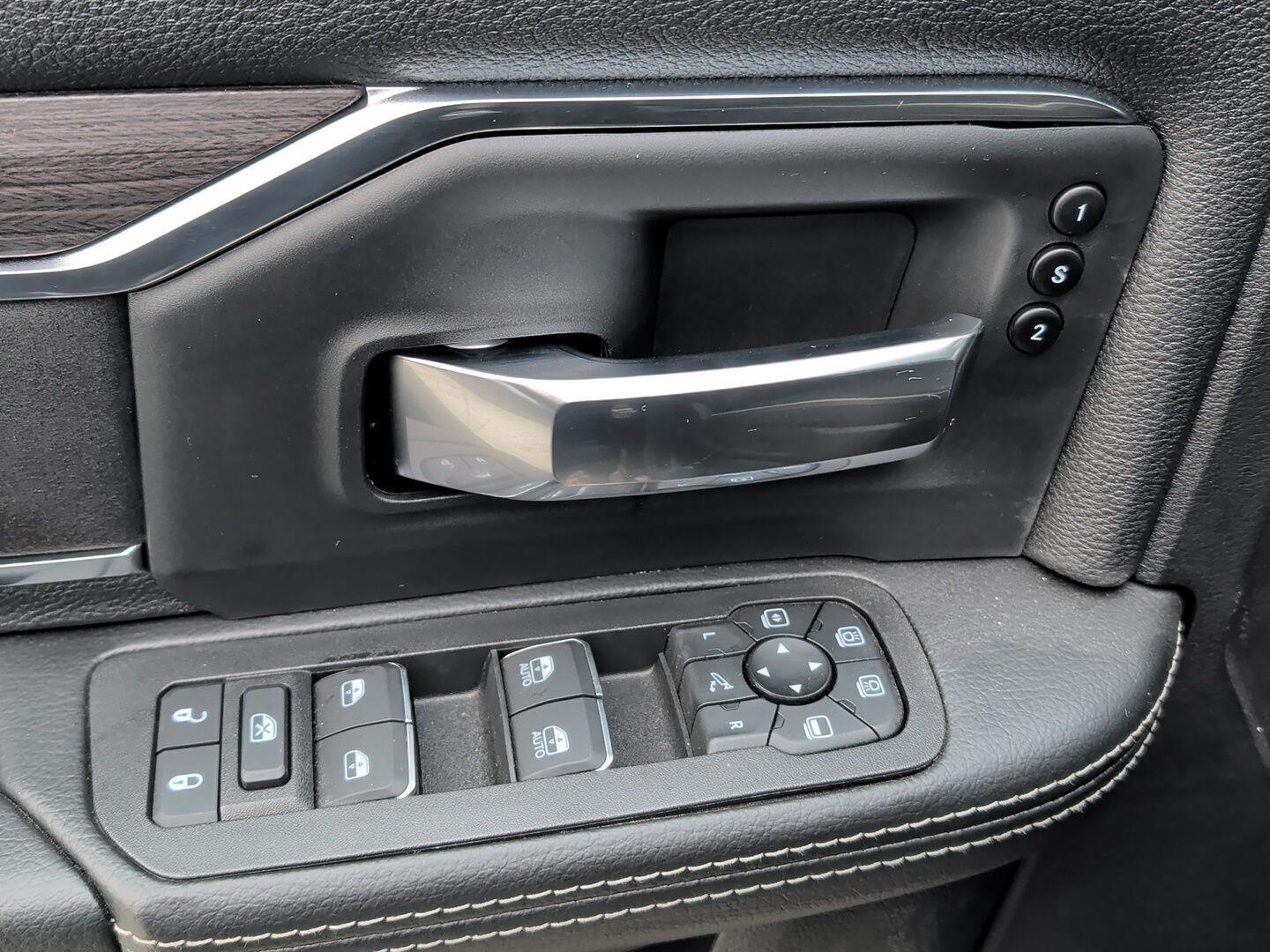 2025 RAM 2500 Laramie - Photo 13