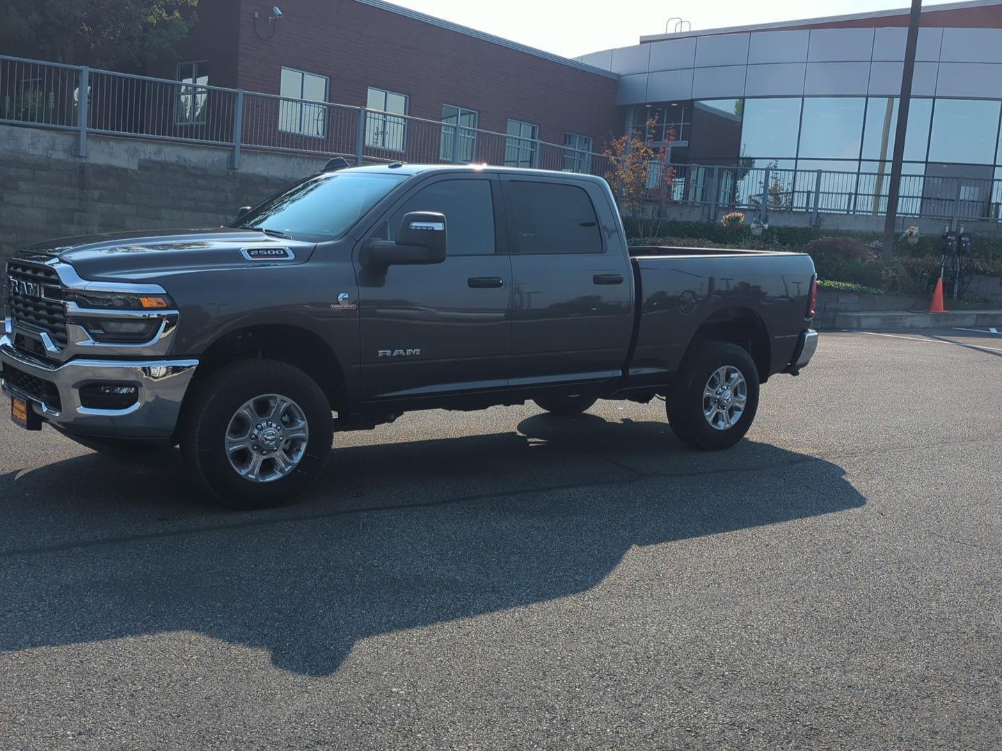 2025 Ram 2500 Big Horn photo 3