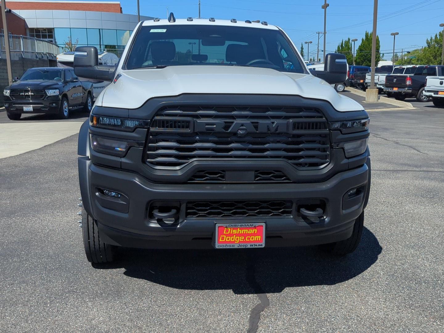 2025 Ram 4500 Tradesman photo 2