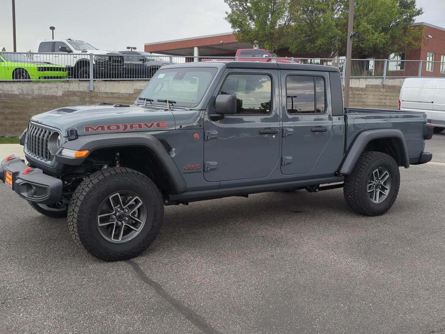 2025 Jeep Gladiator Mojave photo 3