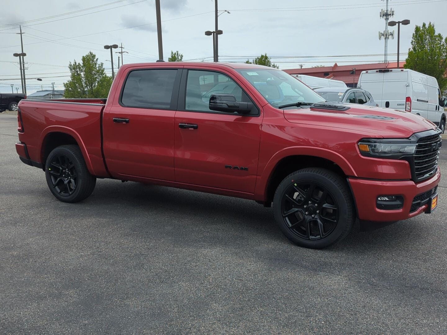 2026 RAM 1500 Laramie 4x4 Crew Cab 5'7's photo