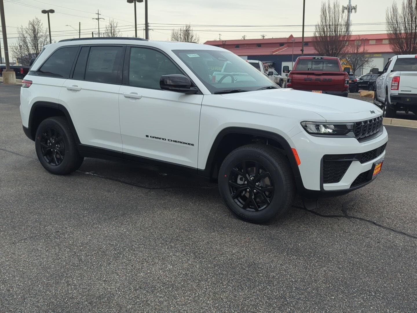 2026 Jeep Grand Cherokee Laredo Altitude 4x4's photo