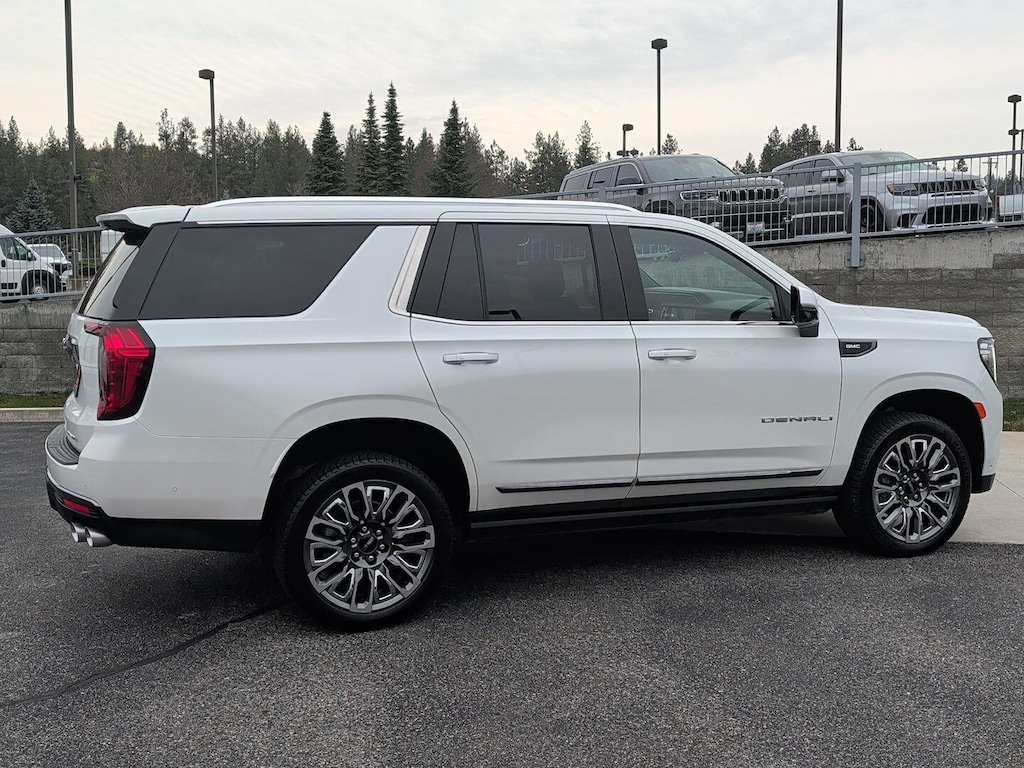 2024 Gmc Yukon Denali Ultimate photo 3