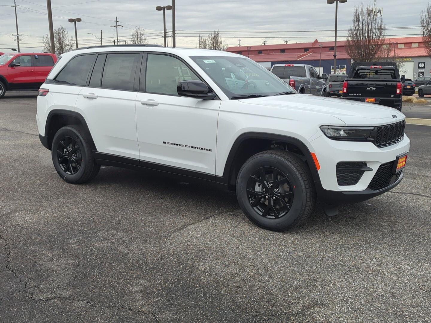 2025 Jeep Grand Cherokee Altitude's photo