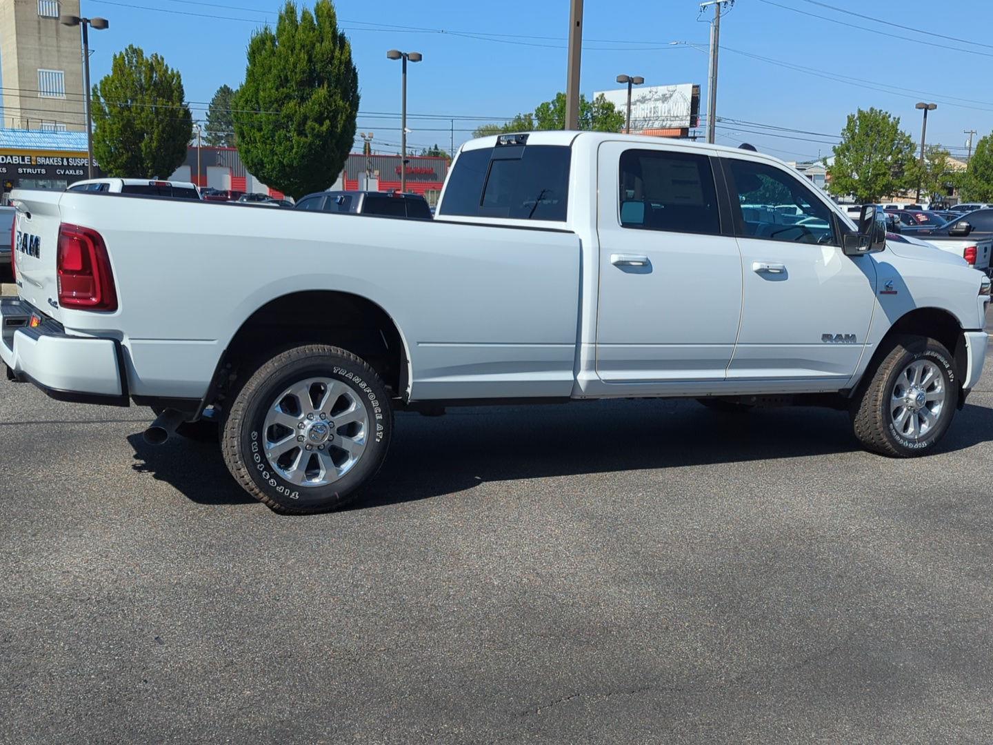 2025 RAM 2500 Laramie - Photo 6