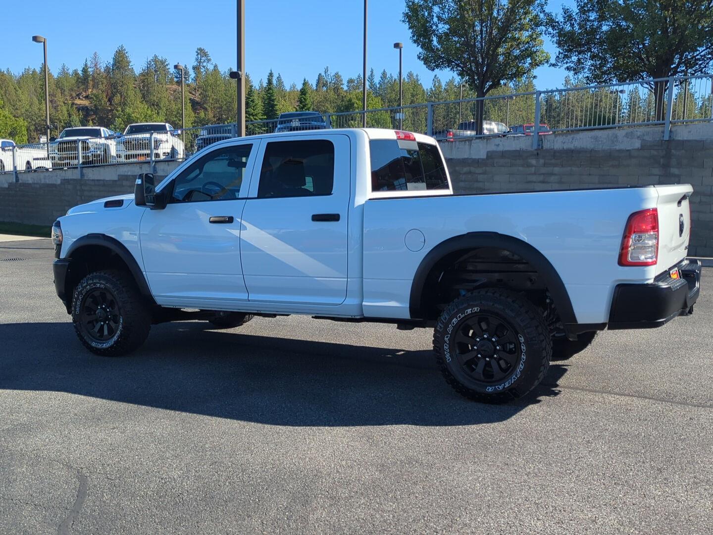 2024 Ram 2500 Tradesman photo 4