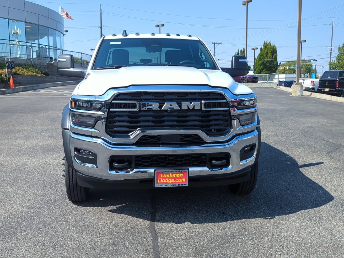 2026 Ram 4500 Tradesman photo 2