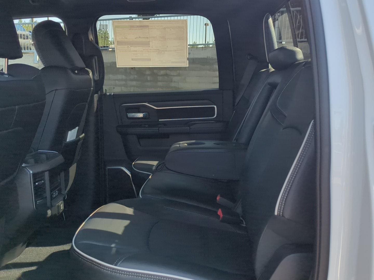 2025 RAM 2500 Laramie - Photo 9