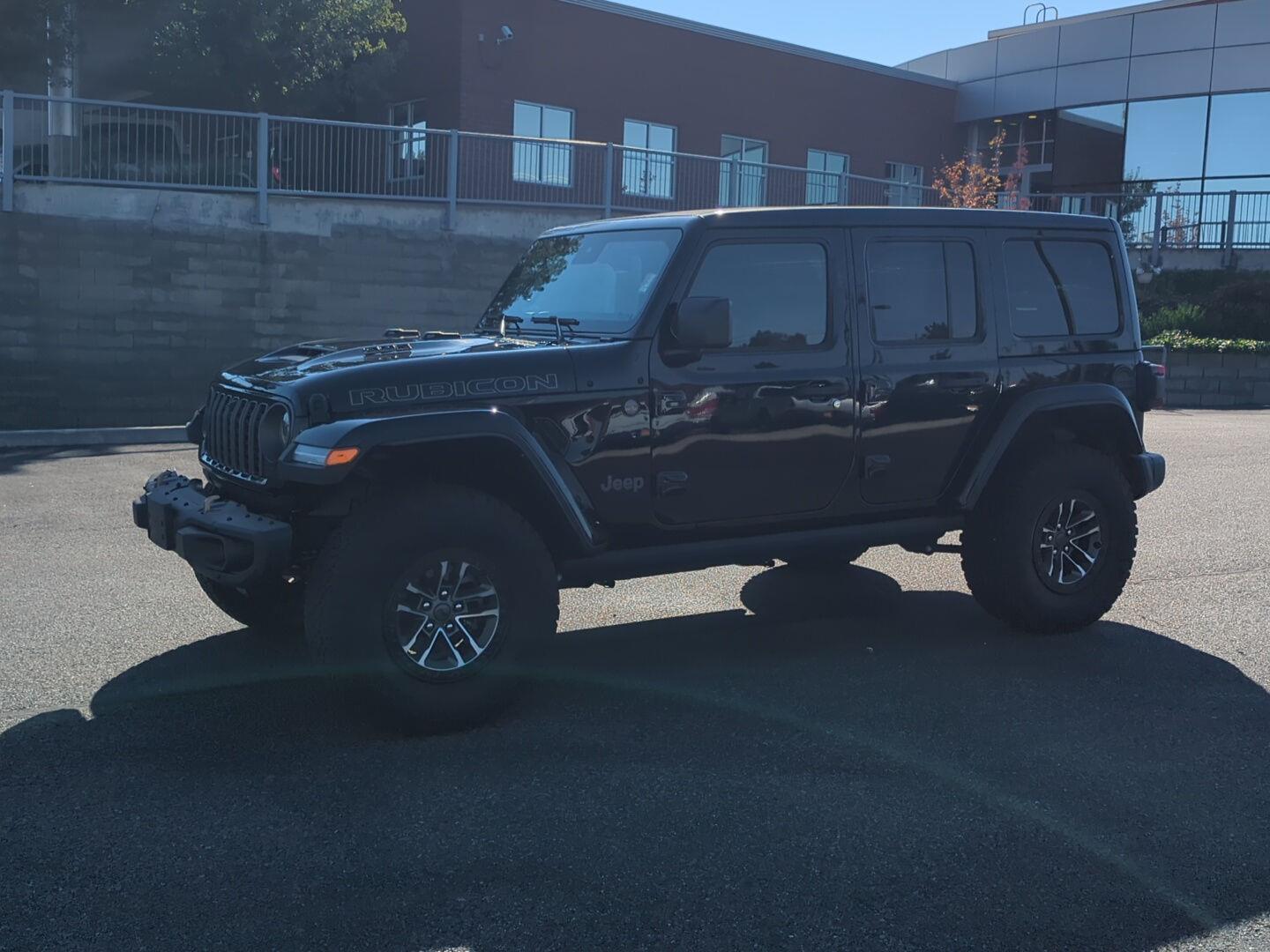 2024 Jeep Wrangler Rubicon 392 photo 3