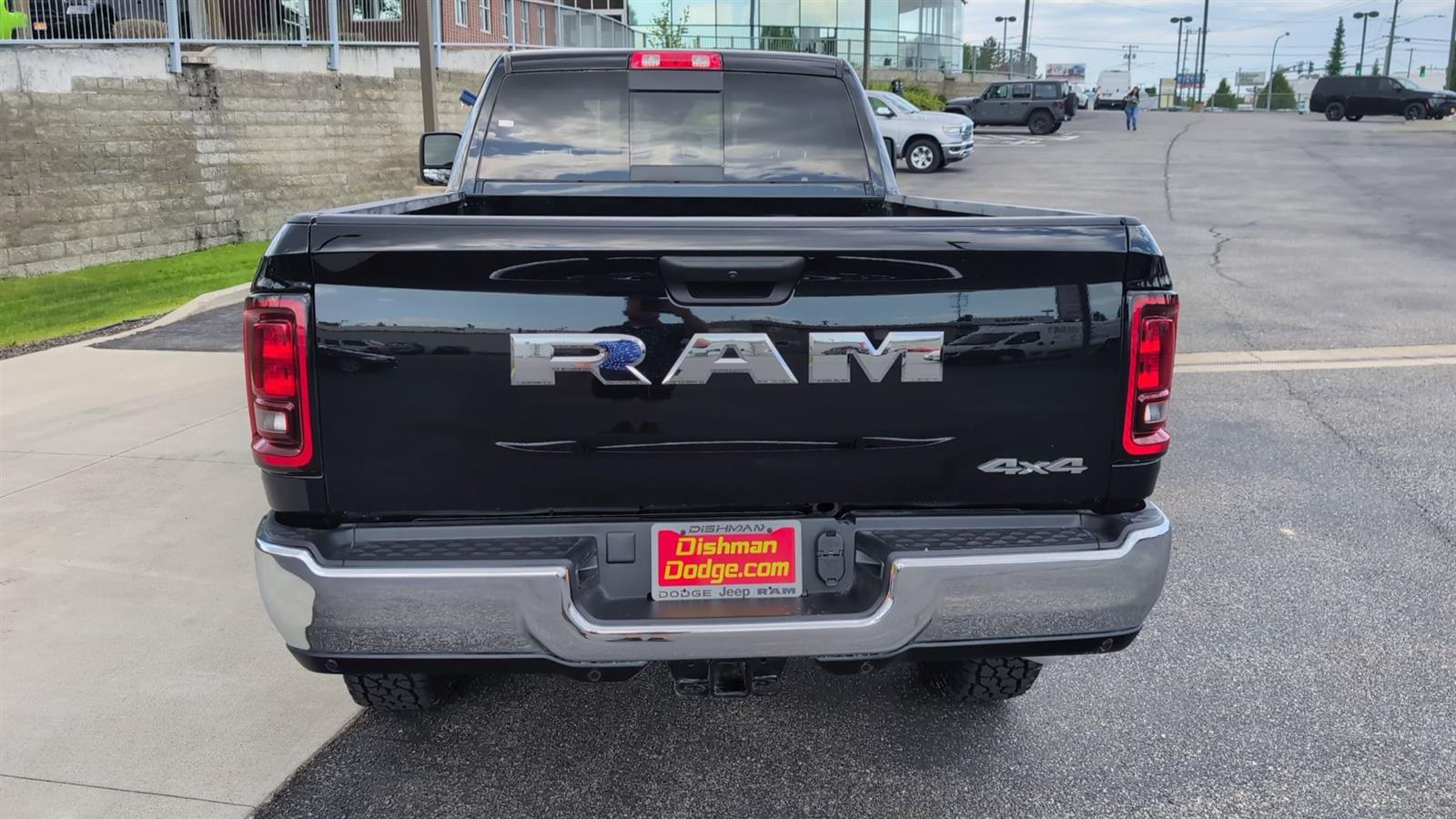 2025 Ram 2500 Tradesman photo 4