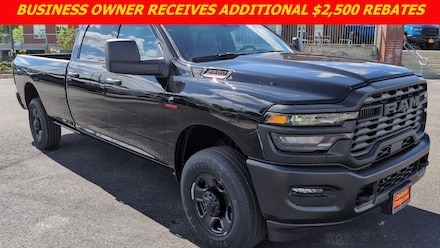 2025 Ram 3500 TRADESMAN CREW CAB 4X4 8' BOX Pickup