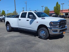 2026 Ram 3500 TRADESMAN CREW CAB 4X4 8' BOX Pickup