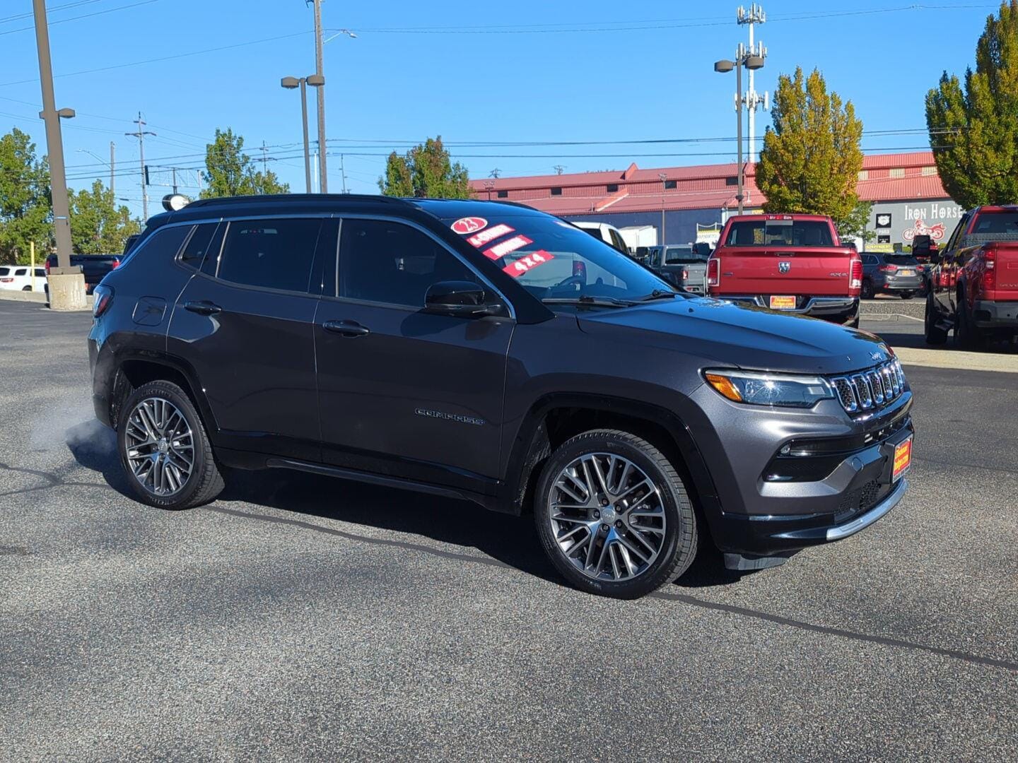 2023 Jeep Compass Limited's photo