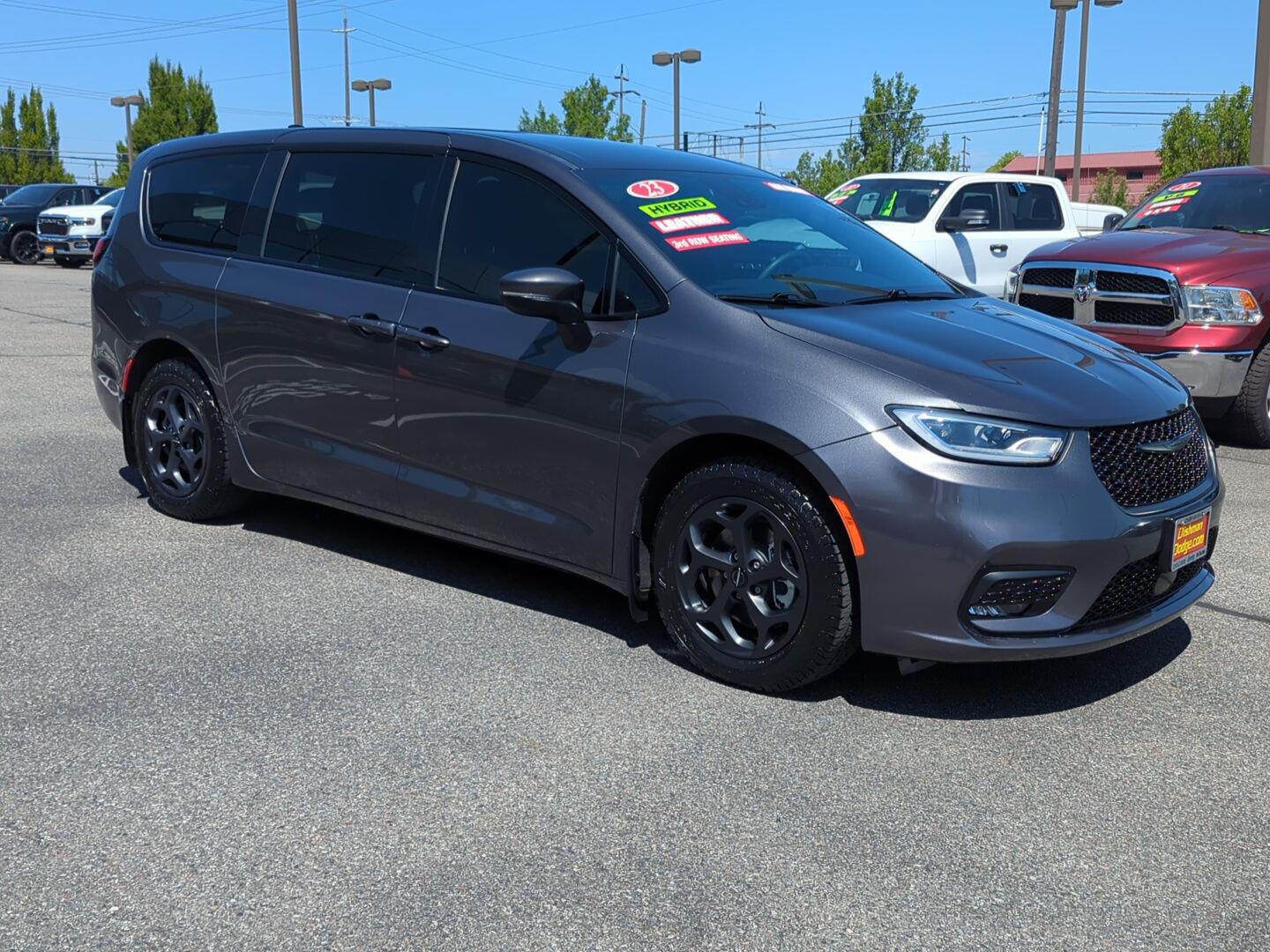 2023 Chrysler Pacifica