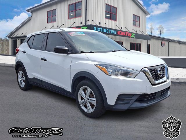 2020 Nissan Kicks S