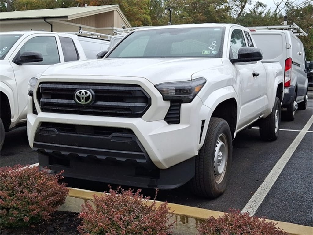 Used 2024 Toyota Tacoma SR Truck