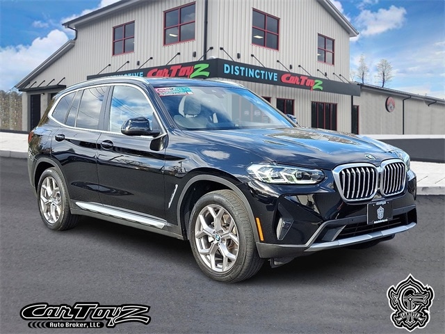 2022 BMW X3 30i's photo
