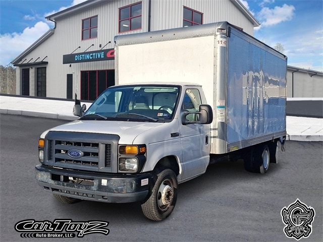 2017 Ford E-Series Cutaway Base's photo