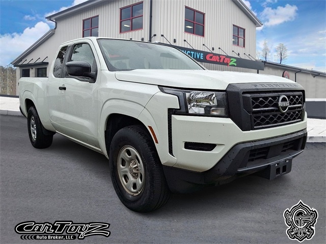 2024 Nissan Frontier S's photo