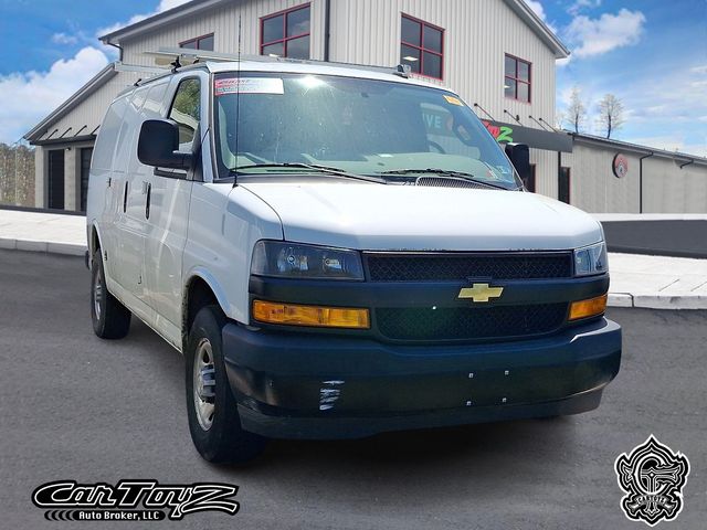 2021 Chevrolet Express 2500 Work Van HD's photo