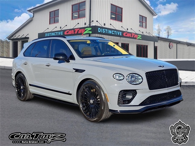 2023 Bentley Bentayga S's photo