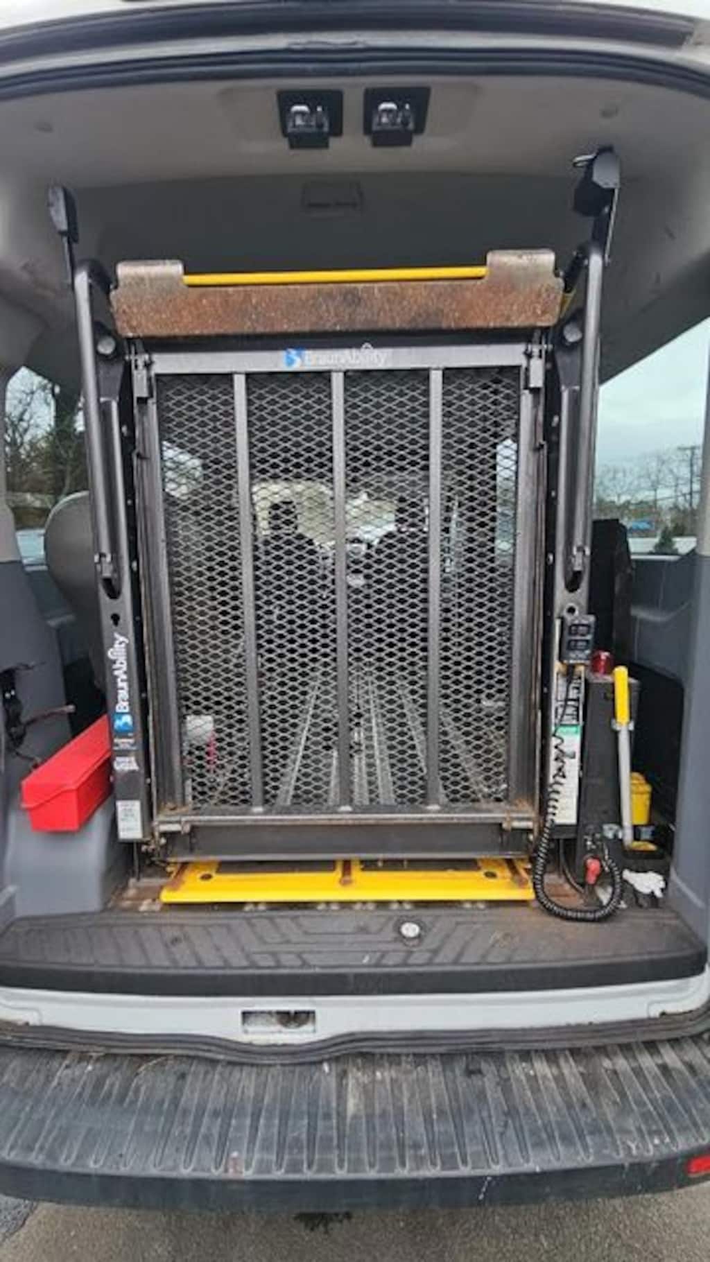 Used 2018 Ford Transit-150 150 Medium Roof | BraunAbility 800LB Lift | NO ACCIDENTS | NEMT Ready Wagon