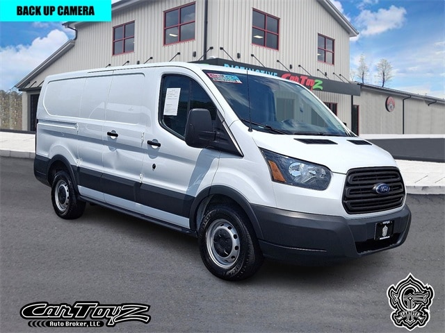 van♡ 2025 Toyota HIACE Luxury Edition - Luxury First Class Van 8