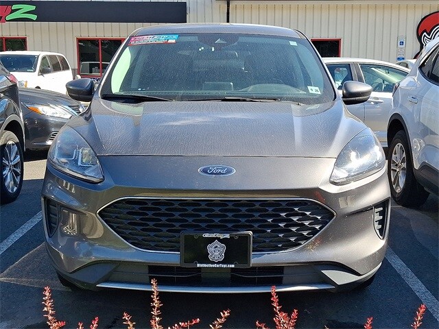 2021 Ford Escape SE photo 2