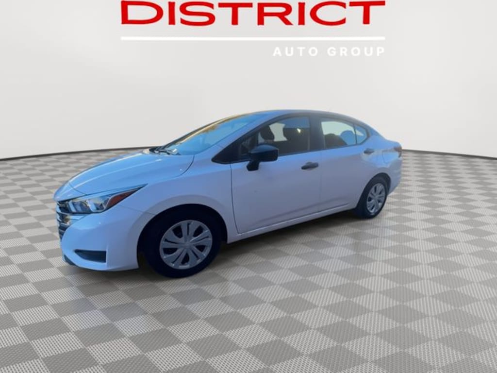 Used 2023 Nissan Versa 1.6 S Sedan