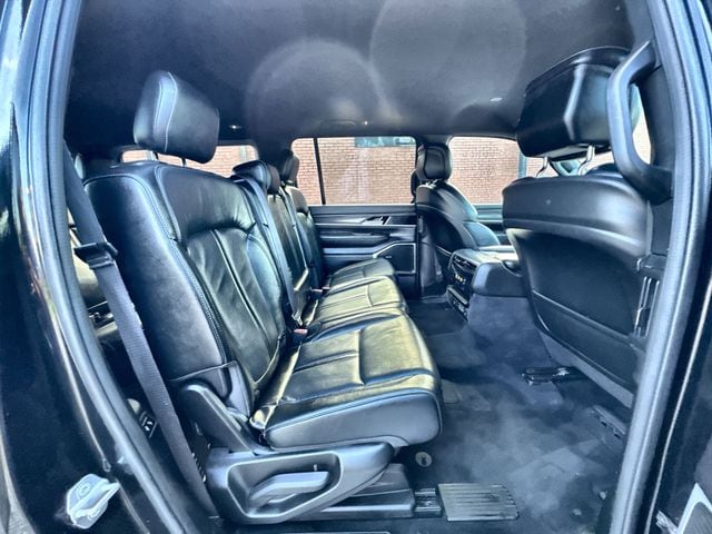 2023 Jeep Wagoneer Series III - Photo 28