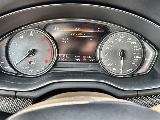 2022 Audi SQ5 Premium - Photo 10