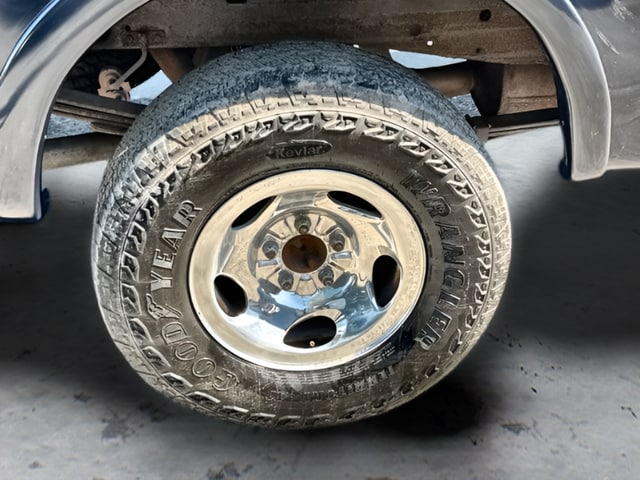 2001 Ford F-150 Lariat - Photo 22