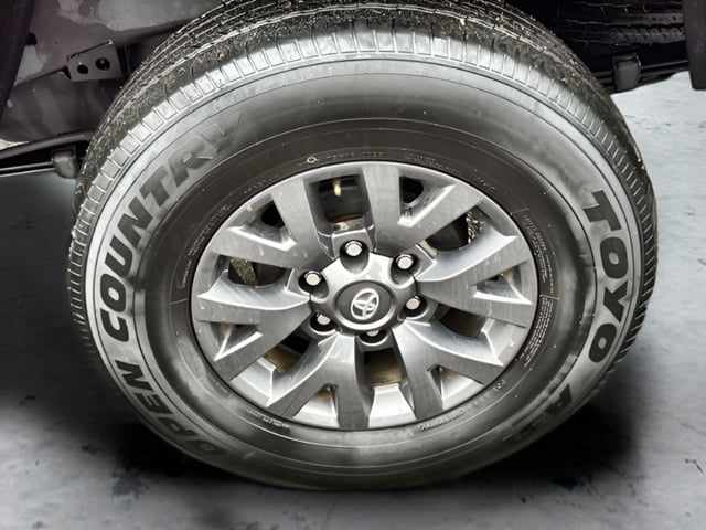 2023 Toyota Tacoma SR5 - Photo 24