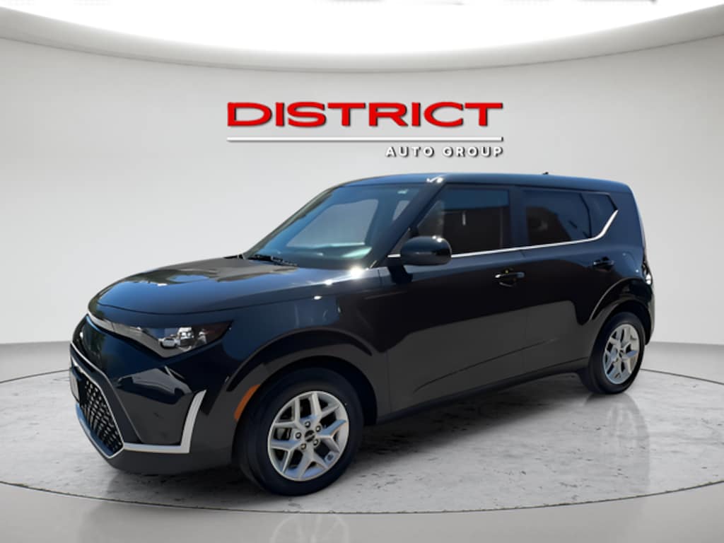 Used 2023 Kia Soul LX Hatchback