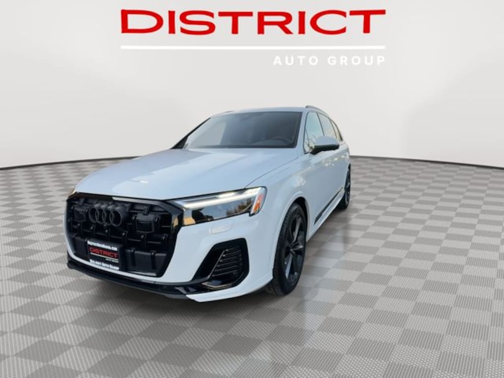 Used 2025 Audi Q7 55 Premium SUV