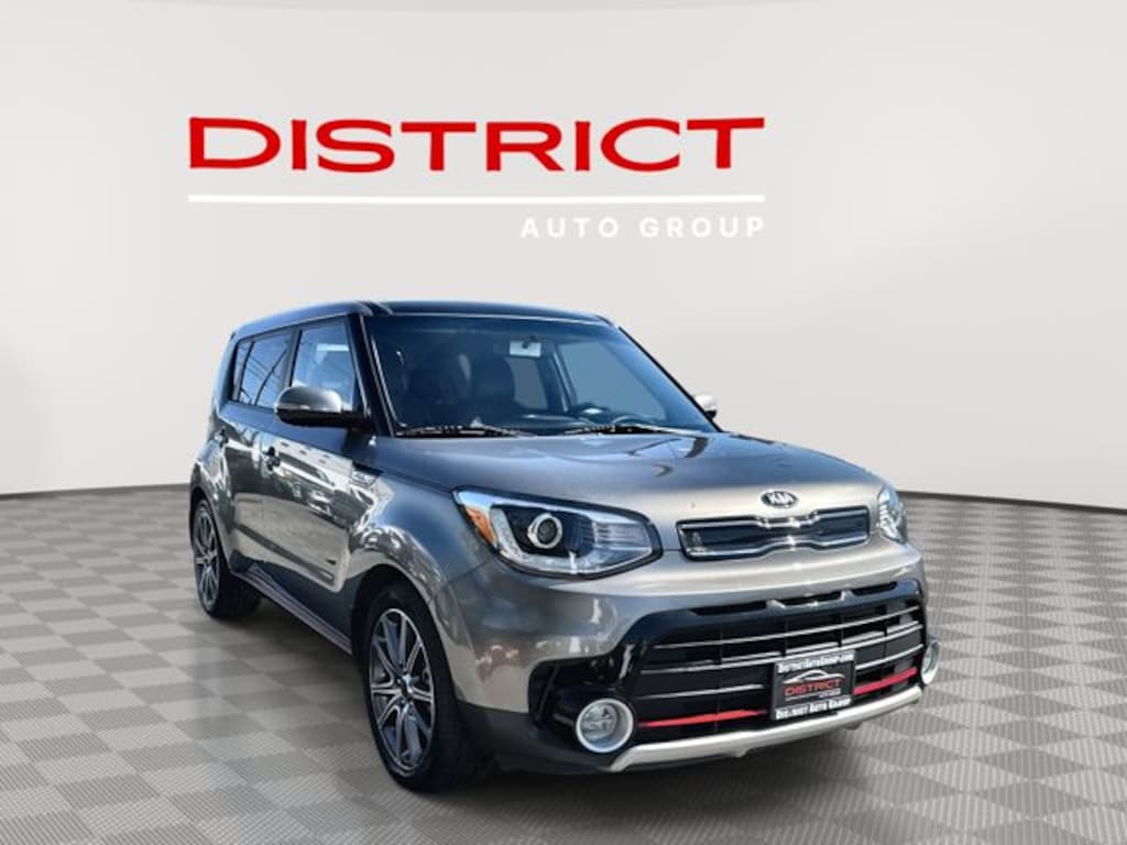 Used 2019 Kia Soul ! Hatchback