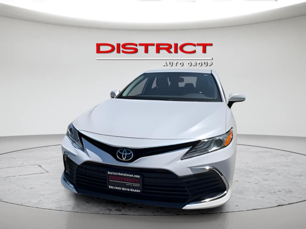 Used 2024 Toyota Camry XLE Sedan