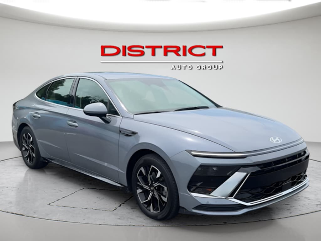 Used 2024 Hyundai Sonata SEL Sedan