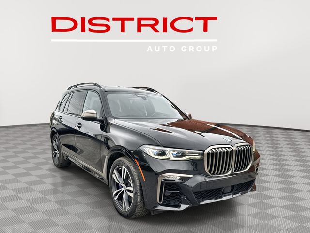 2020 BMW X7 M50i's photo
