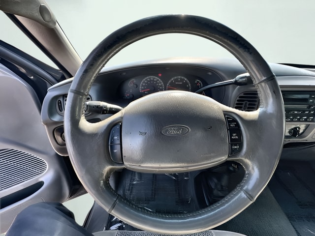 2001 Ford F-150 Lariat - Photo 11